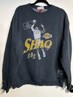 Mitchell & Ness Navy Los Angeles Lakers 'Shaq' Graphic Crewneck Sweatshirt